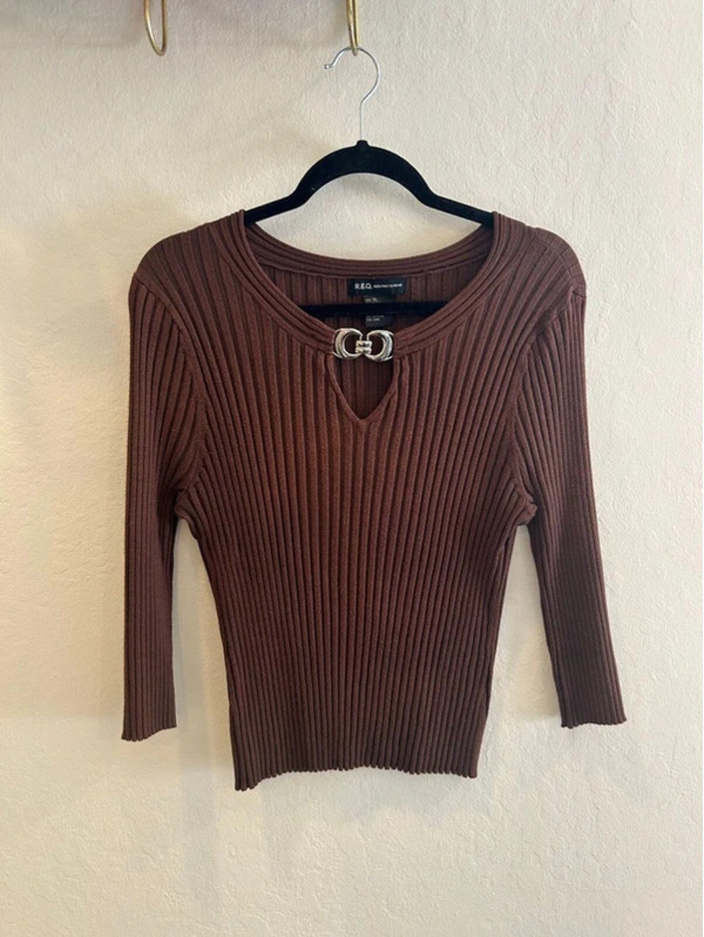 Y2K Brown Knit Striped Texture Long Sleeve Top with Metal Buckle Keyhole Detail